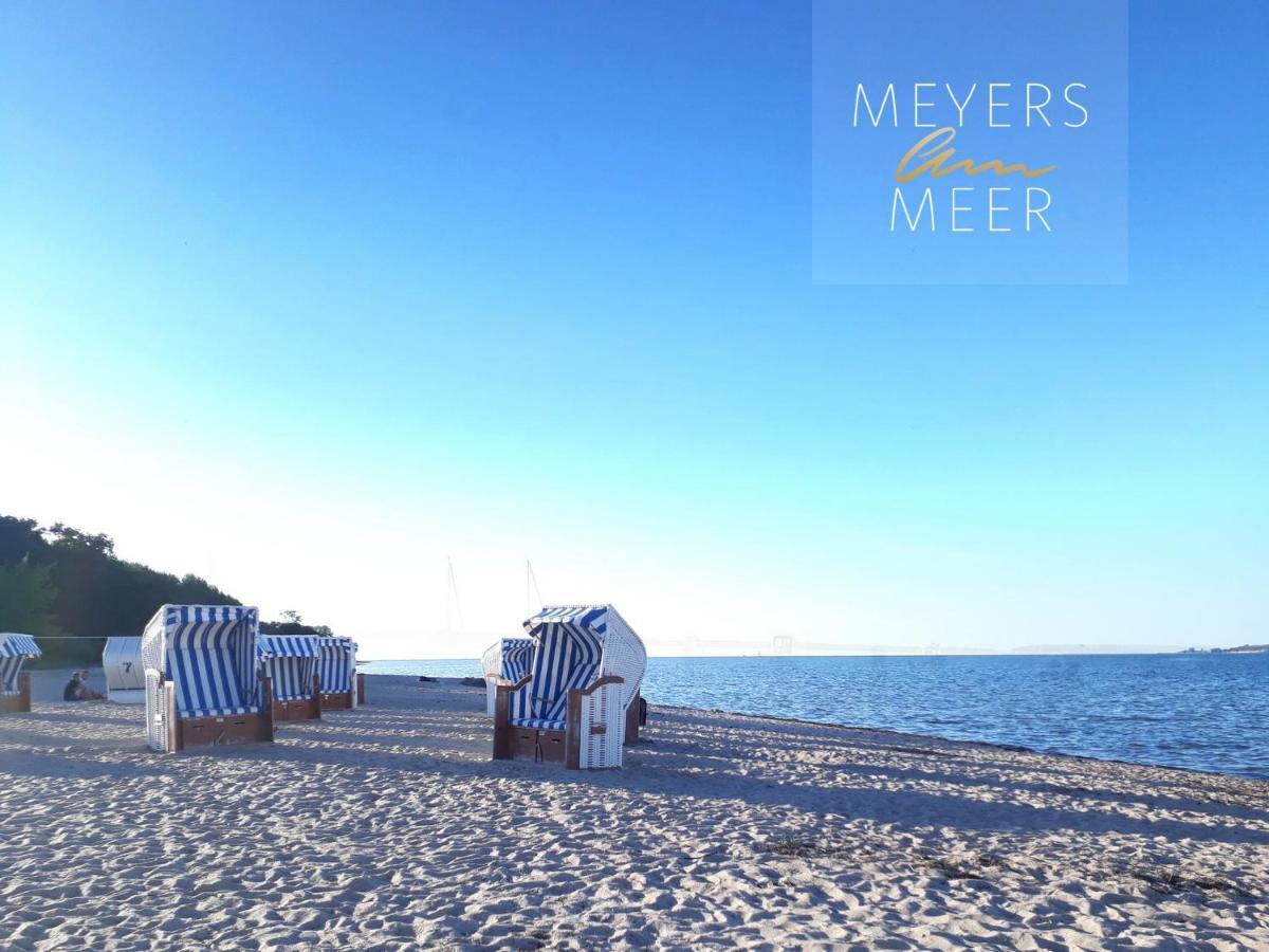 Schwarzes Holzferienhaus Mit Sauna -- Feldrain -- An Der Ostsee, Zierow Bei Wismar, 4-6 Personen Ngoại thất bức ảnh