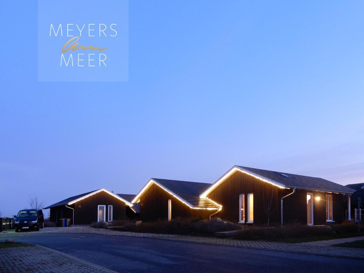 Schwarzes Holzferienhaus Mit Sauna -- Feldrain -- An Der Ostsee, Zierow Bei Wismar, 4-6 Personen Ngoại thất bức ảnh